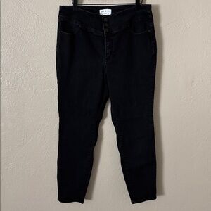 Lane Bryant Plus Size High Rise Super Stretch 3 Button Jegging Black Size 16